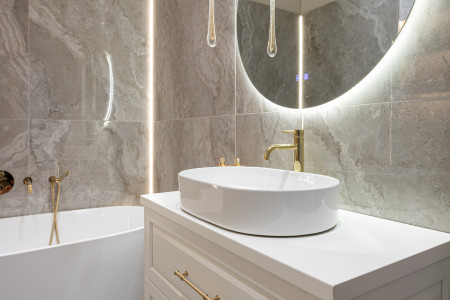 Elegant apartment in Budapest - Luxusný a elegantný apartmán v Budapešti  - 8_10c83943b907b3ab5d3b38a56923af85