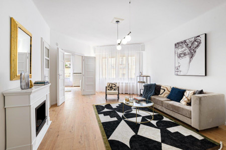 Elegant renovated appartment in Budapest -  Elegantný byt v Budapešti - 8_4_aa5458626f6d2c243fd3796d75299bd4